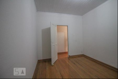 quarto 1 de casa para alugar com 2 quartos, 120m² em Vila Guilherme, São Paulo