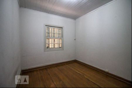 quarto 1 de casa para alugar com 2 quartos, 120m² em Vila Guilherme, São Paulo