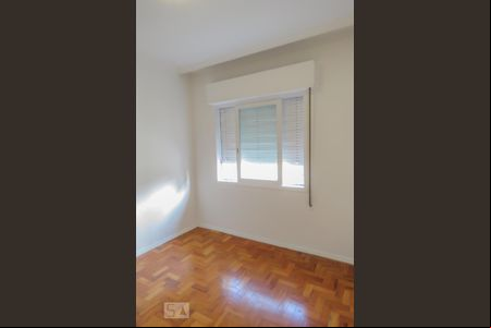 Quarto 2 de apartamento para alugar com 3 quartos, 94m² em Itaim Bibi, São Paulo