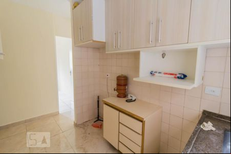 Cozinha de apartamento para alugar com 2 quartos, 60m² em Jardim Tijuco, Guarulhos