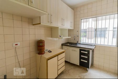 Cozinha de apartamento para alugar com 2 quartos, 60m² em Jardim Tijuco, Guarulhos