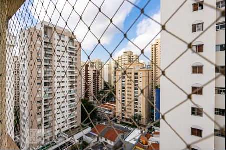 Vista de apartamento para alugar com 3 quartos, 92m² em Indianópolis, São Paulo