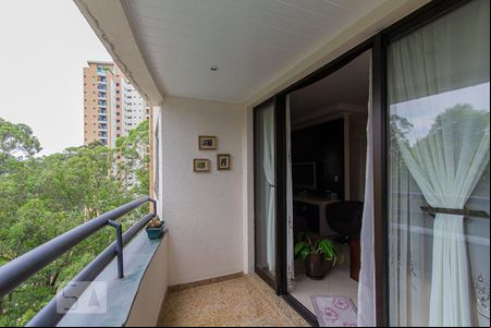 varanda de apartamento para alugar com 2 quartos, 105m² em Vila Andrade, São Paulo