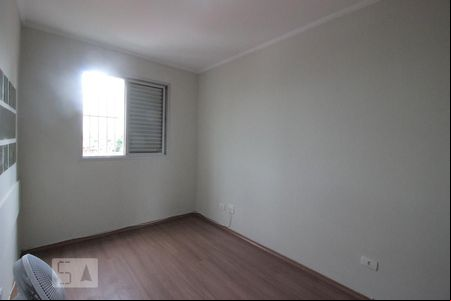 Quarto 2 de apartamento para alugar com 2 quartos, 63m² em Santa Teresinha, São Paulo