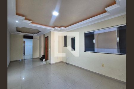 Sala de casa de condomínio para alugar com 2 quartos, 180m² em Vargem Pequena, Rio de Janeiro