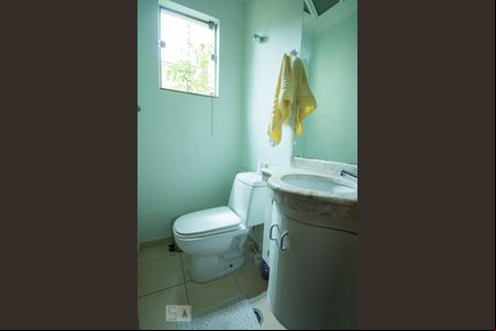 Lavabo de casa à venda com 4 quartos, 200m² em Vila Assunção, Santo André