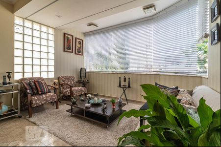 Sala de casa à venda com 4 quartos, 450m² em Alphaville, Barueri