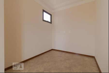 Sala de apartamento à venda com 3 quartos, 120m² em Parque São Quirino, Campinas
