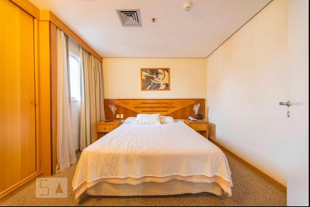 Quarto  de kitnet/studio para alugar com 1 quarto, 48m² em Centro, Santo André