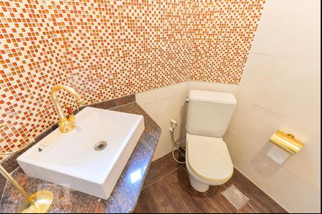Lavabo de casa à venda com 4 quartos, 300m² em Alto de Pinheiros, São Paulo