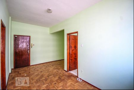 Sala de apartamento para alugar com 1 quarto, 80m² em Centro, Belo Horizonte