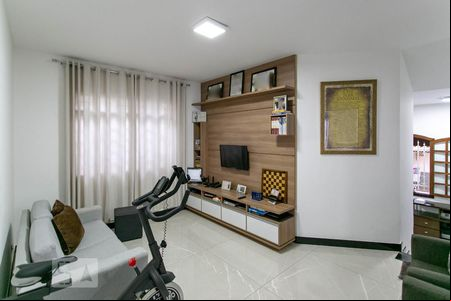 Sala de Estar de casa para alugar com 3 quartos, 360m² em Santa Branca, Belo Horizonte