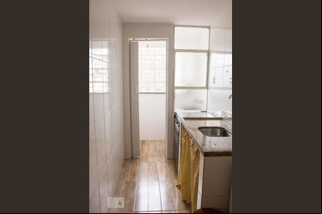Cozinha de kitnet/studio à venda com 1 quarto, 30m² em Centro Histórico, Porto Alegre