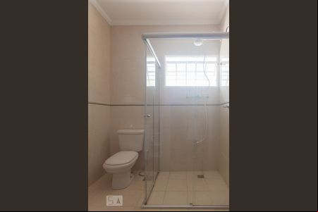 Banheiro de casa para alugar com 4 quartos, 280m² em São Bernardo, Campinas