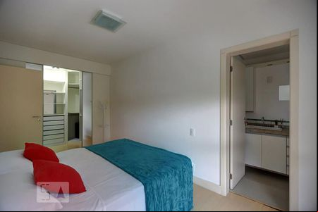 Quarto de apartamento para alugar com 2 quartos, 90m² em Campeche, Florianópolis