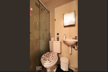 Banheiro da Suíte 1 de apartamento para alugar com 3 quartos, 77m² em Recreio dos Bandeirantes, Rio de Janeiro