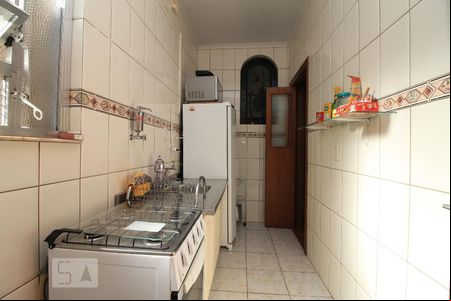 Cozinha de apartamento à venda com 1 quarto, 53m² em Floresta, Porto Alegre