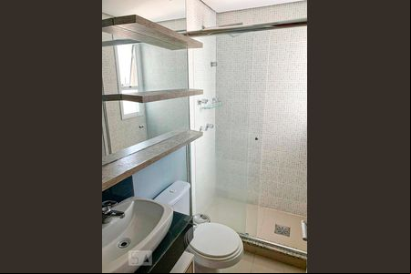 Banheiro de apartamento para alugar com 3 quartos, 76m² em Mauá, Novo Hamburgo
