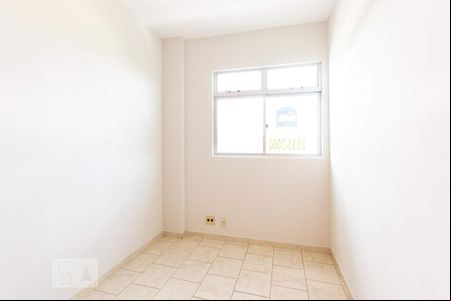 Quarto 3 de apartamento para alugar com 3 quartos, 70m² em Santa Efigênia, Belo Horizonte