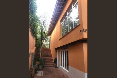 Area Externa de casa para alugar com 4 quartos, 440m² em Morumbi, São Paulo