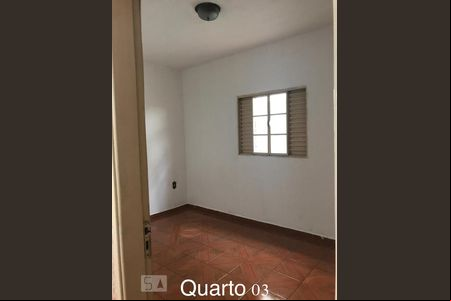 quarto 3 de casa para alugar com 3 quartos, 130m² em Jardim García, Campinas