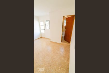 Casa para alugar com 1 quarto, 52m² em Vila Caraguatá, São Paulo