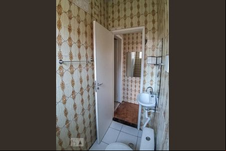 Banheiro de casa para alugar com 2 quartos, 107m² em Cerâmica, São Caetano do Sul