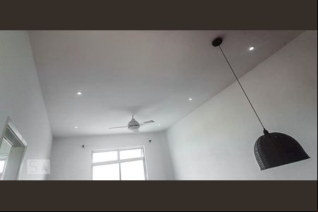 Sala - Ventilador de apartamento para alugar com 1 quarto, 54m² em Irajá, Rio de Janeiro