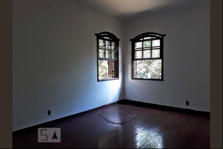 Casa à venda com 4 quartos, 466m² em Vila da Serra, Nova Lima