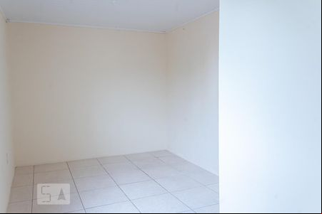 Quarto 2 de casa para alugar com 2 quartos, 72m² em Guajuviras, Canoas