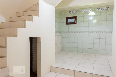 Sala de casa para alugar com 2 quartos, 72m² em Guajuviras, Canoas