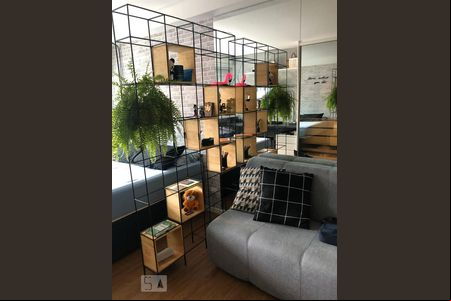 Sala de kitnet/studio para alugar com 1 quarto, 30m² em Centro, Curitiba