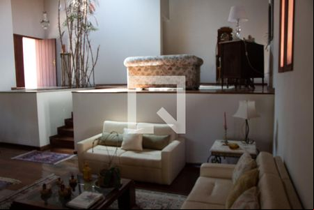 Sala de casa à venda com 4 quartos, 600m² em Bairro das Palmeiras, Campinas