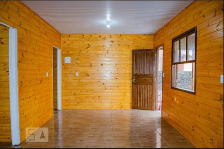 Sala  de casa para alugar com 2 quartos, 42m² em Bom Jesus, Porto Alegre