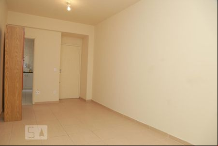 Sala de apartamento para alugar com 2 quartos, 50m² em Grajaú, Rio de Janeiro