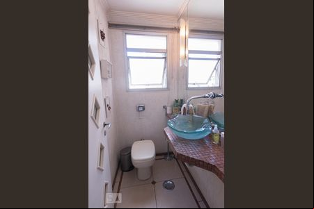 Lavabo de apartamento para alugar com 4 quartos, 210m² em Bom Retiro, São Paulo