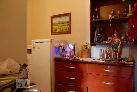 Quarto 01 de apartamento para alugar com 2 quartos, 64m² em Barra da Tijuca, Rio de Janeiro