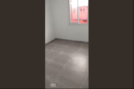 Quarto de casa para alugar com 1 quarto, 100m² em Cerâmica, São Caetano do Sul