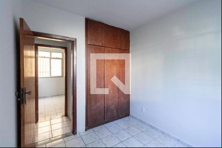 Quarto 1 de apartamento para alugar com 2 quartos, 70m² em Floramar, Belo Horizonte