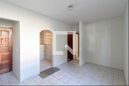 Sala de apartamento para alugar com 2 quartos, 70m² em Floramar, Belo Horizonte