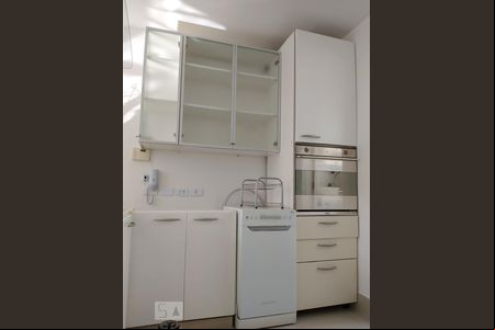 Cozinha de apartamento para alugar com 2 quartos, 74m² em Leblon, Rio de Janeiro