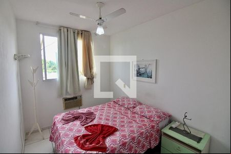 Quarto 1 de apartamento para alugar com 2 quartos, 46m² em Vargem Pequena, Rio de Janeiro