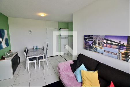 Sala de apartamento para alugar com 2 quartos, 46m² em Vargem Pequena, Rio de Janeiro