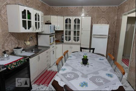 Cozinha de casa à venda com 3 quartos, 144m² em Santos Dumont, São Leopoldo