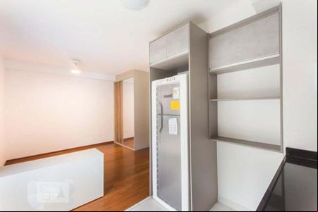 Cozinha de kitnet/studio para alugar com 1 quarto, 35m² em Vila Madalena, São Paulo