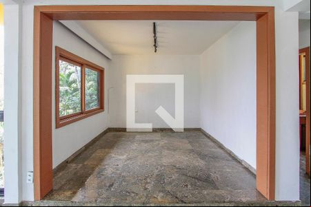 Sala de casa de condomínio à venda com 5 quartos, 486m² em Itanhangá, Rio de Janeiro