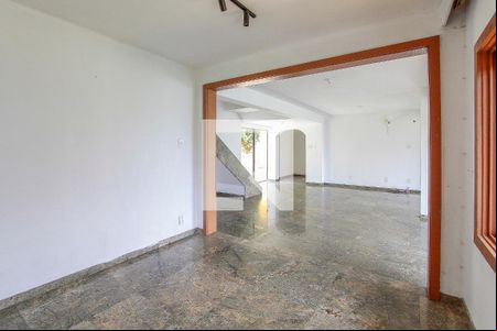 Sala de casa de condomínio à venda com 5 quartos, 486m² em Itanhangá, Rio de Janeiro