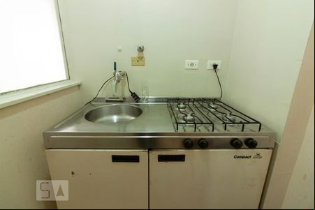 Cozinha de kitnet/studio à venda com 1 quarto, 50m² em Indianópolis, São Paulo