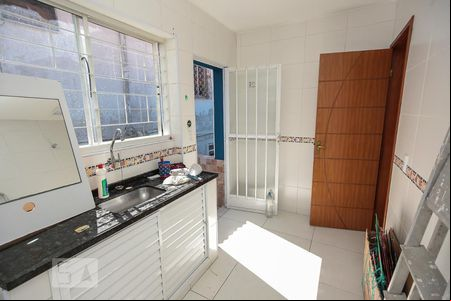 Cozinha de kitnet/studio para alugar com 1 quarto, 25m² em Piedade, Rio de Janeiro