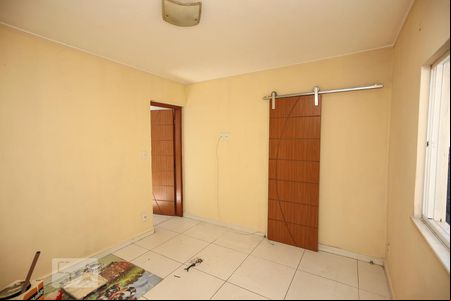 Quarto de kitnet/studio para alugar com 1 quarto, 25m² em Piedade, Rio de Janeiro